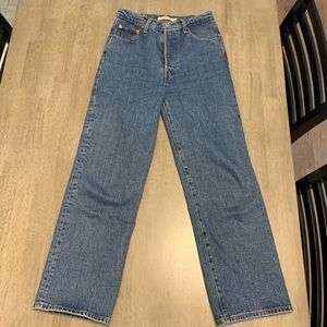 Levi Ribcage Straight Ankle Jeans